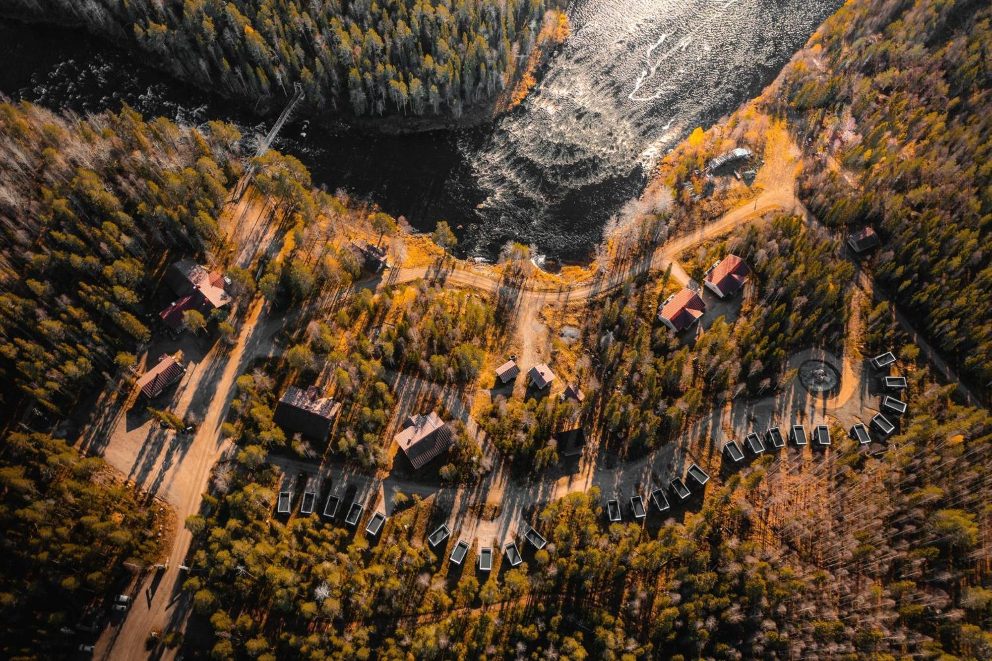 Vaattunki Wilderness Resort روفانييمي المظهر الخارجي الصورة